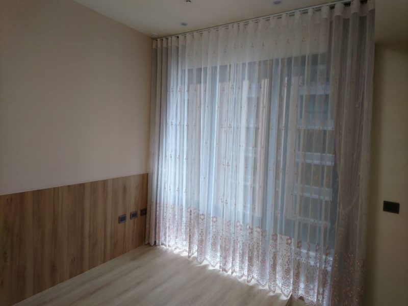 窗簾材質完全指南：...